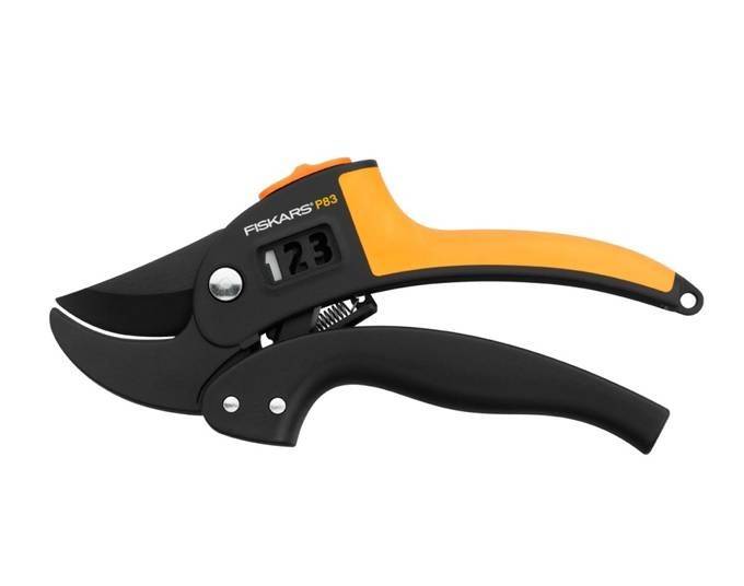 Nůžky zahradní Fiskars PowerStep P83 1000575